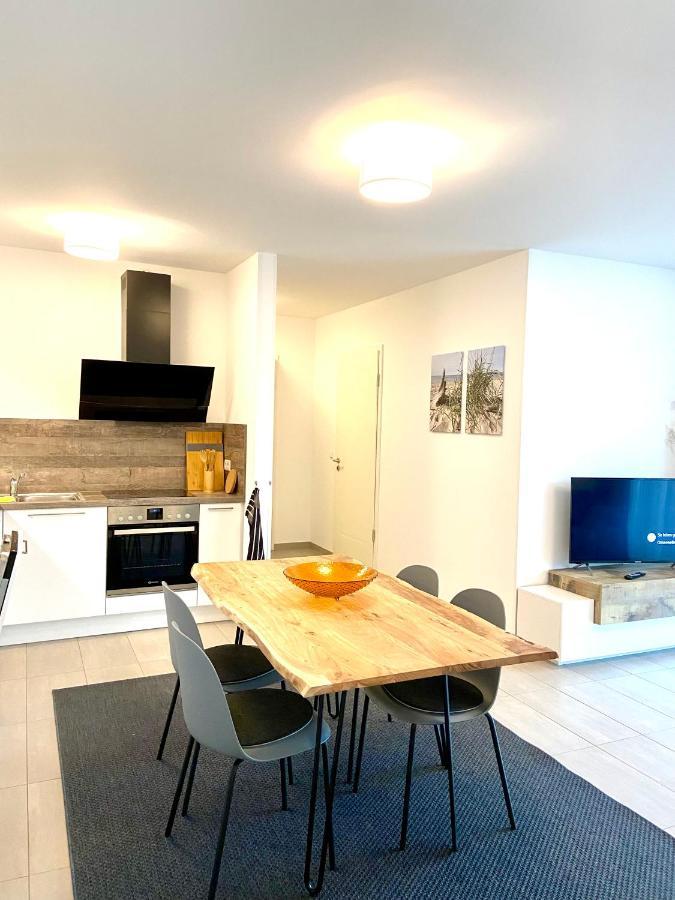Unweit Warnemuende Sobierajczyk In Markgrafenheide Apartment *