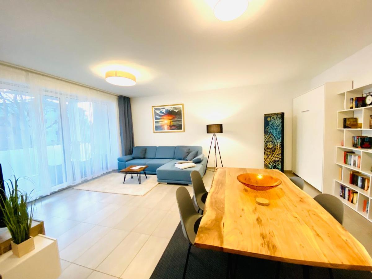 Unweit Warnemuende Sobierajczyk In Markgrafenheide Apartment *